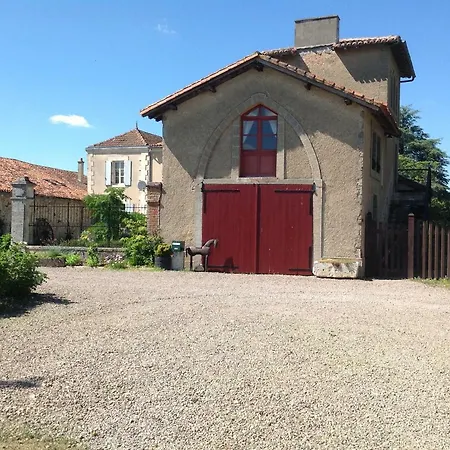 Semesterbostad Maison De La Tour